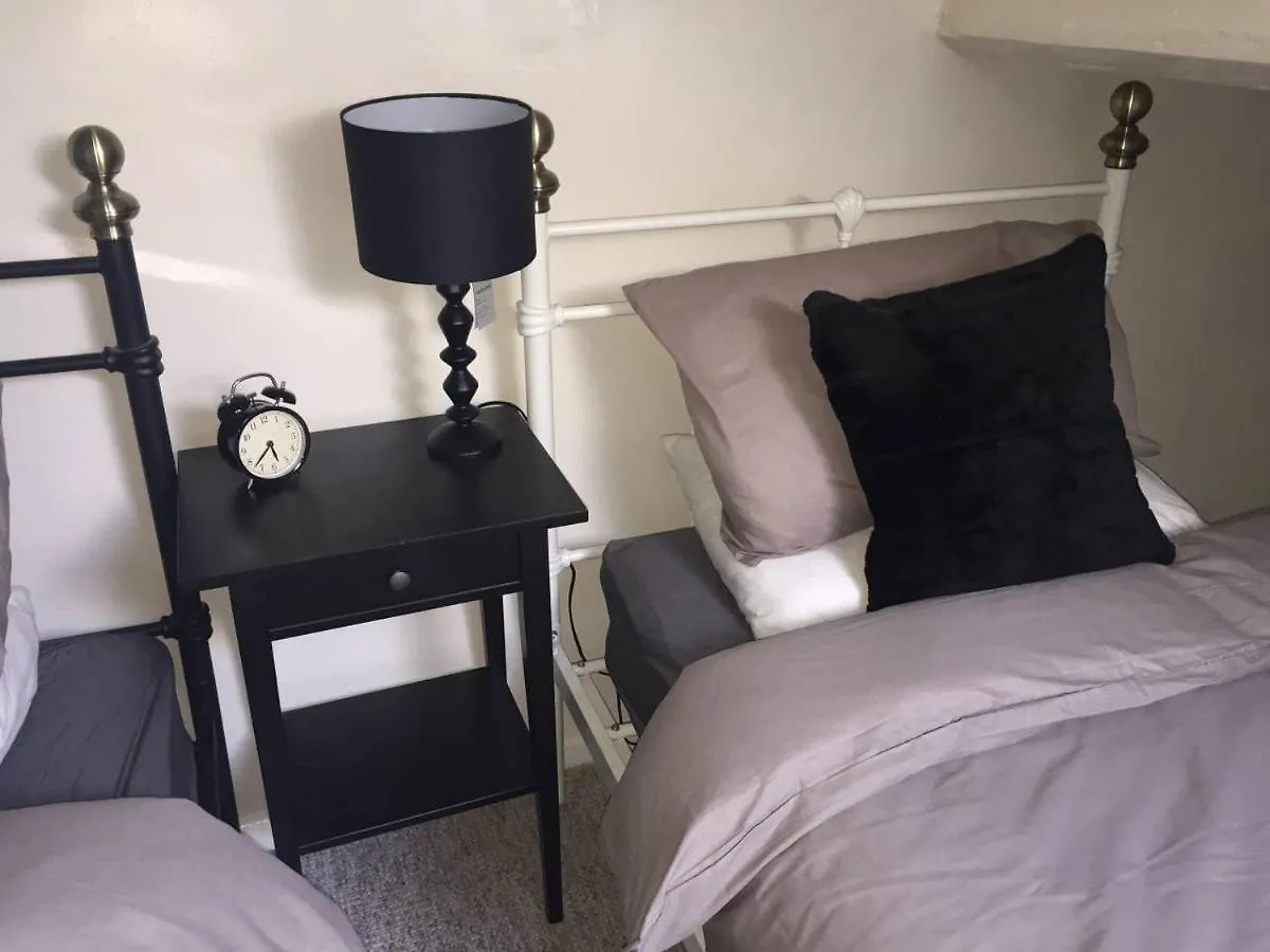 Eves Cottage Keighley